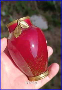 Mini Vase Ancien Sèvres Porcelaine Rouge Bronze Feuilles Art Nouveau miniature Mini Vase Ancien Sèvres Porcelaine Rouge Bronze Feuilles Art Nouveau miniature