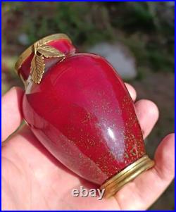 Mini Vase Ancien Sèvres Porcelaine Rouge Bronze Feuilles Art Nouveau miniature Mini Vase Ancien Sèvres Porcelaine Rouge Bronze Feuilles Art Nouveau miniature