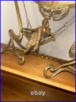 Miroir ancien art nouveau, La jeune femme à la balancelle. Miror 19th century