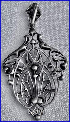PENDENTIF ANCIEN 1900 ART NOUVEAU en ARGENT marcassites, grenats et perle N°96