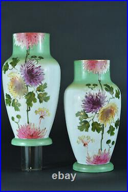 Paire de grands vases anciens opaline Art Nouveau aux Dahlias / polychrome et or
