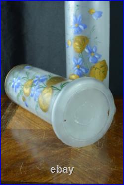 Paires de vases ancien Art Nouveau verre givré fleurs bleues et feuillages or