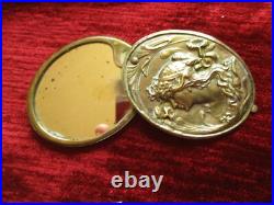 Petit miroir ancien Art Nouveau laiton embouti