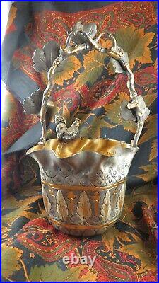 Rare ancien vase avec anse dinanderie decors coq argenté doré art nouveau signé