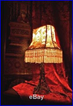 Ravissant abat- jour velours ancien /Very very cute handmade lampshade