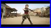 Roundtable-Rival-Lindsey-Stirling-01-xj