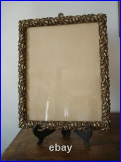 Superbe cadre ancien Art Nouveau fin XIXe-début XXe bois et stuc doré motif gui