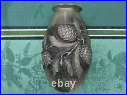 Vase décoratif ancien étain Art Nouveau Antique Art Nouveau pewter decorative