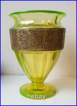 Vase jugendstil moser karlsbad ouraline vert jaune ancien art deco nouveau 1900